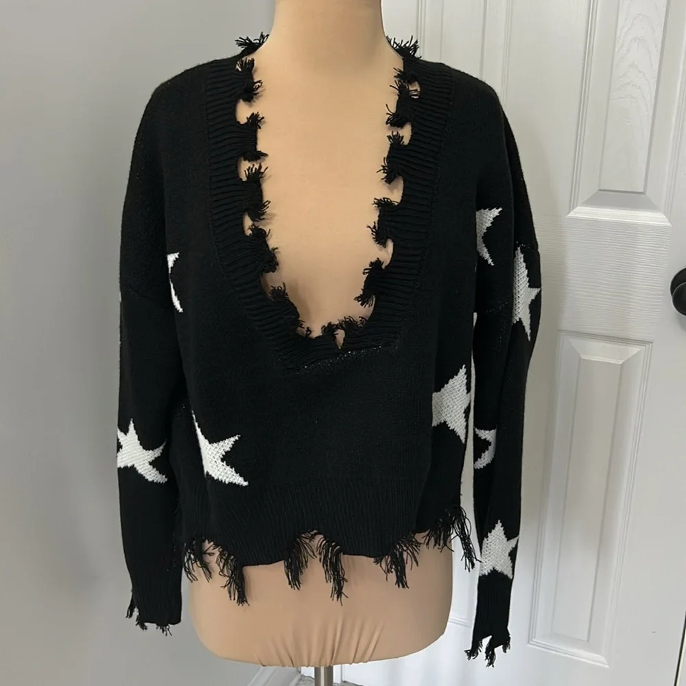 Zaful Distressed Black Star Sweater